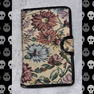 Vintage Floral Weekly Pill Organizer Case Travel Medicine Holder w/ Snap Closure